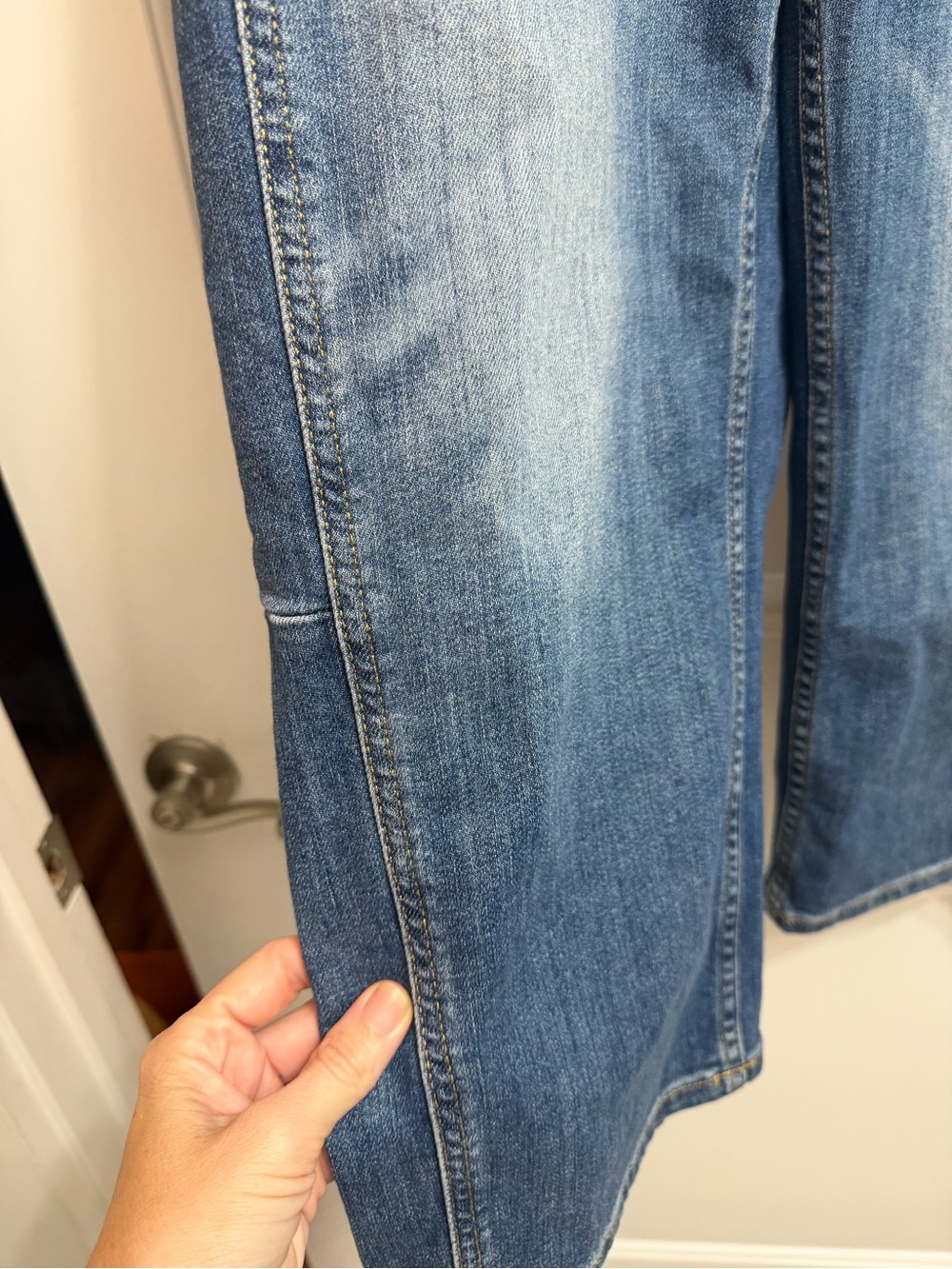 Anthropologie Pilcro Medium Wash Barrel Leg Jeans Size 28 Horseshoe Cropped Chic - Picture 6 of 8